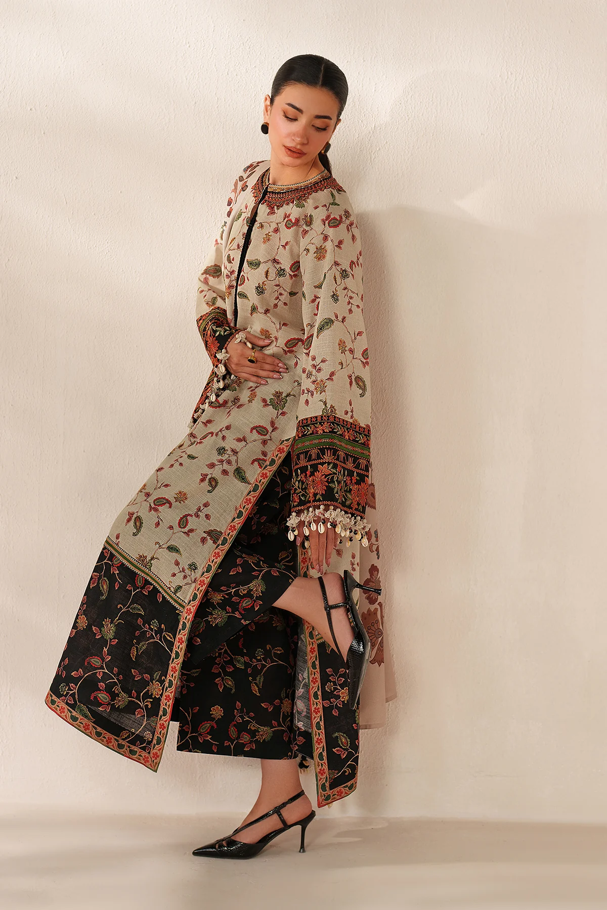 EMBROIDERED KHADDAR UF-4356 - Image 7