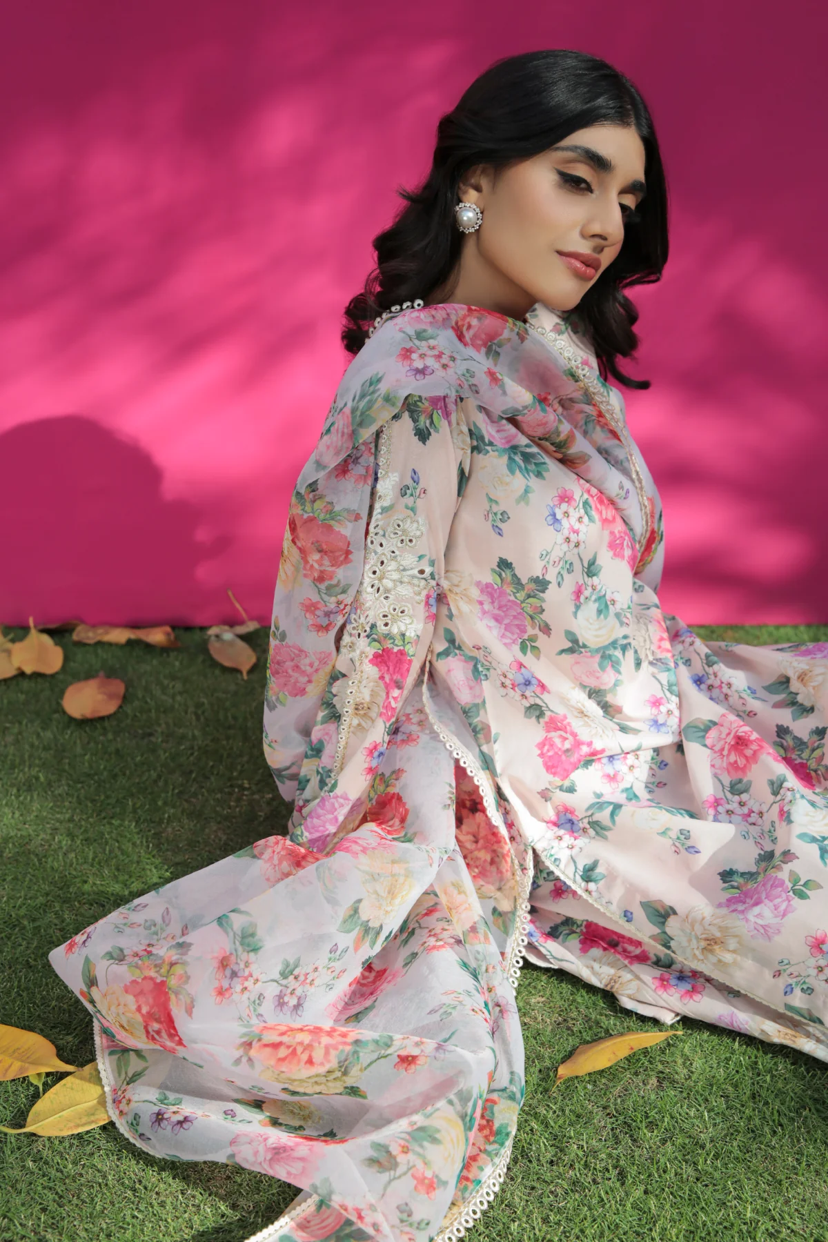 EMBROIDERED LAWN UF-191 - Image 6