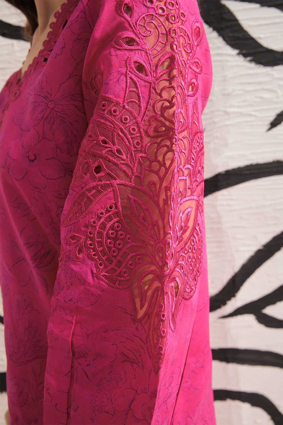 EMBROIDERED LAWN UF-308 - Image 4