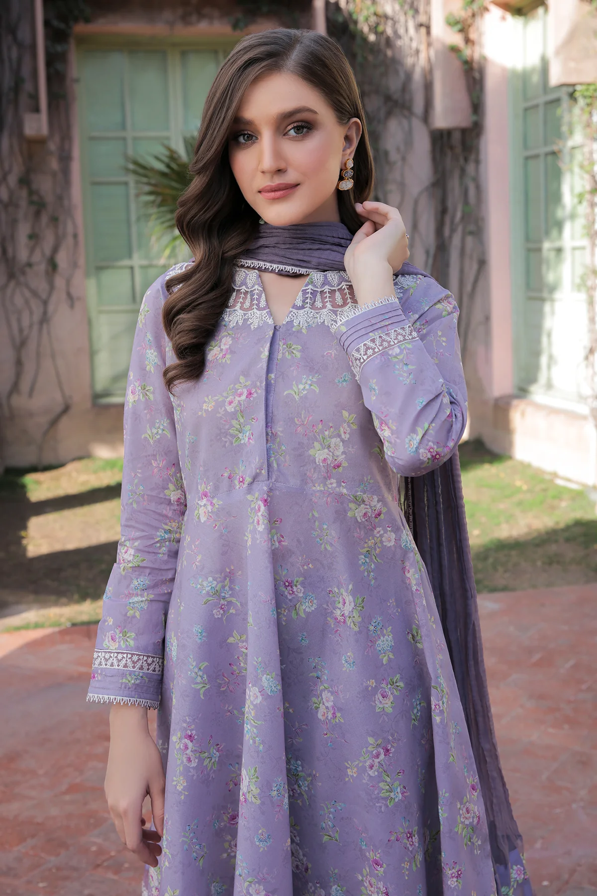 EMBROIDERED LAWN UF-324 - Image 5