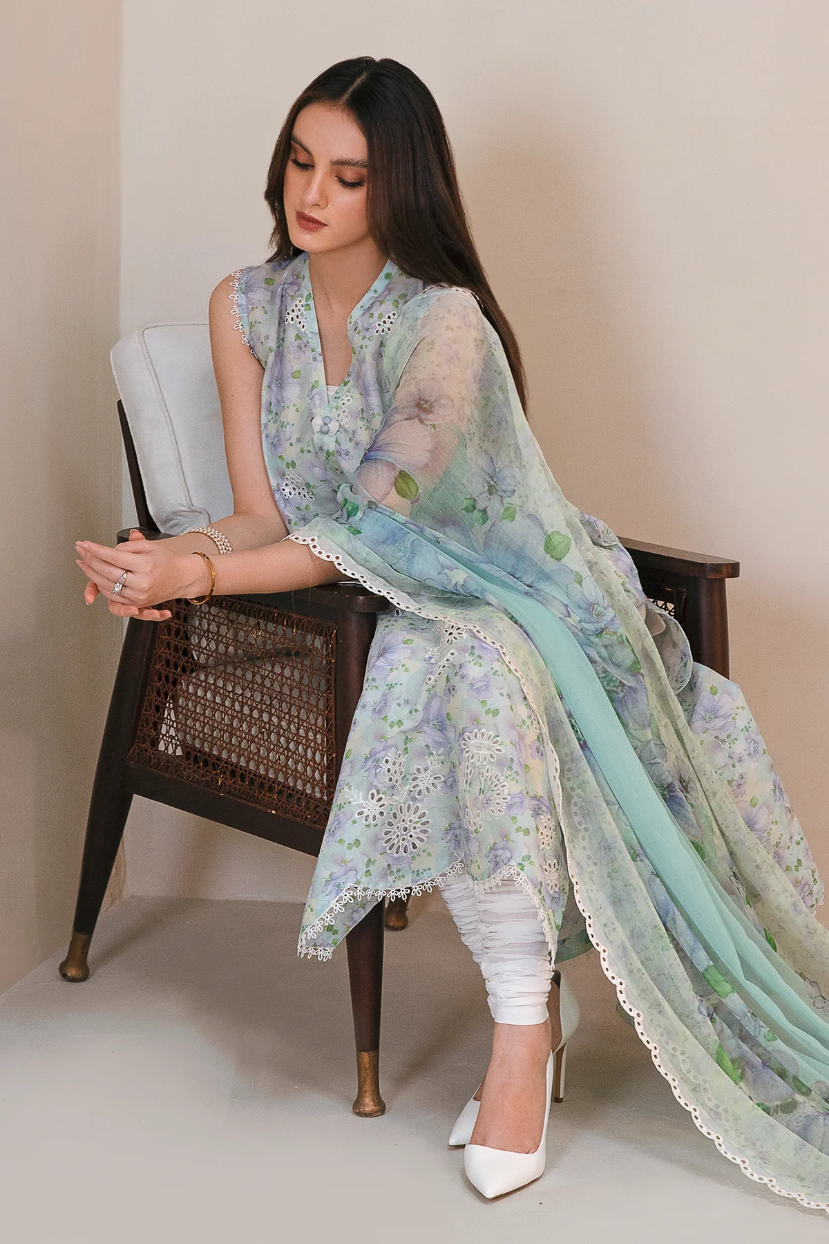 EMBROIDERED  LAWN UF-357 - Image 6