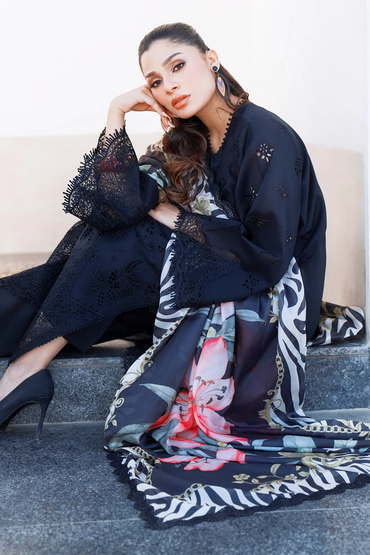 EMBROIDERED PRINTED LAWN SF-4080 - Image 7