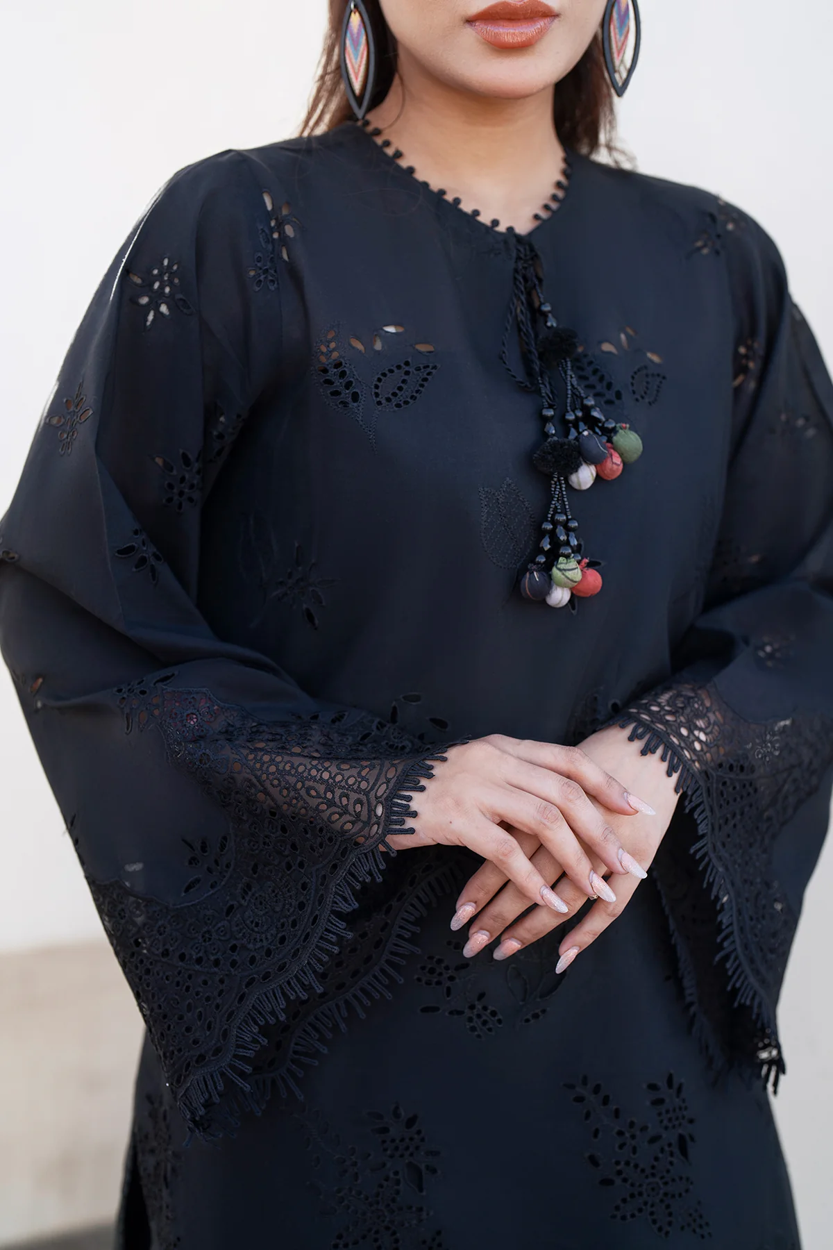 EMBROIDERED PRINTED LAWN UF-4080 - Image 5