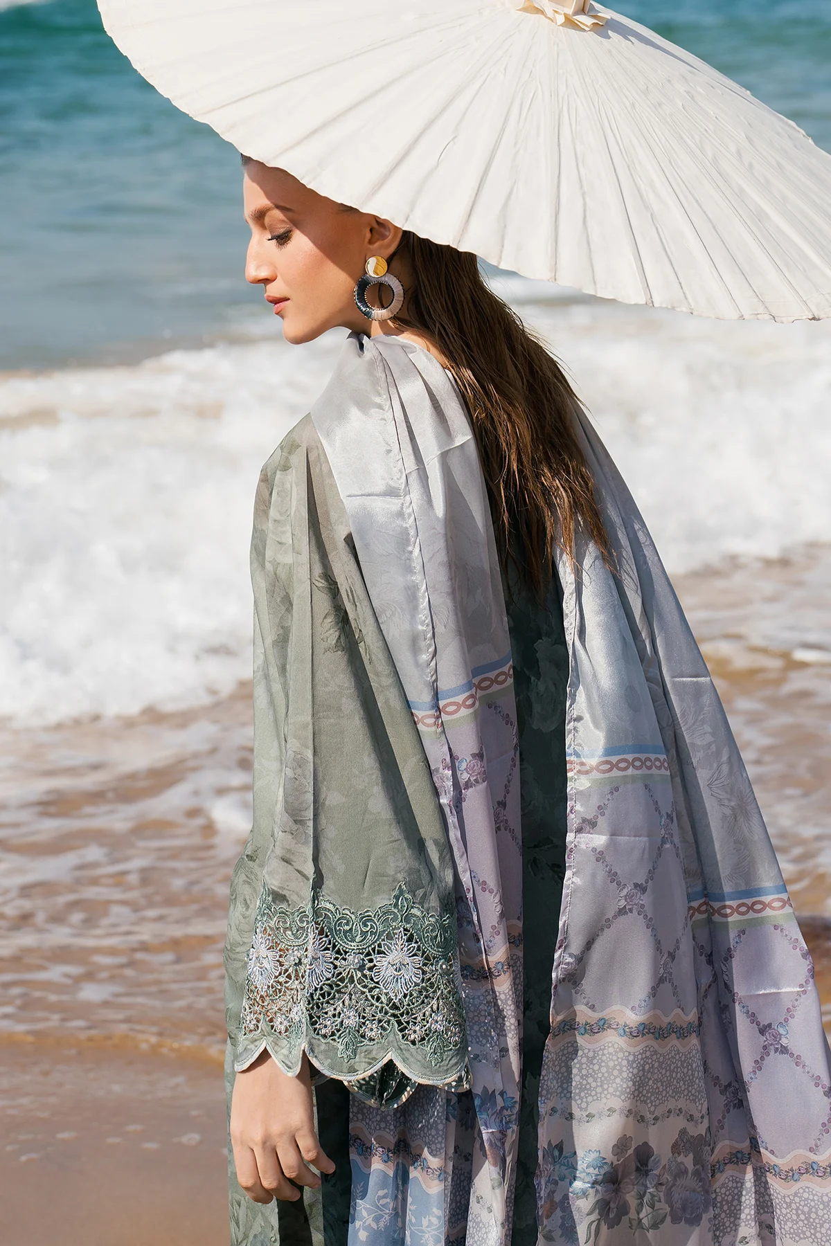 EMBROIDERED PRINTED LAWN UF-4118 - Image 8