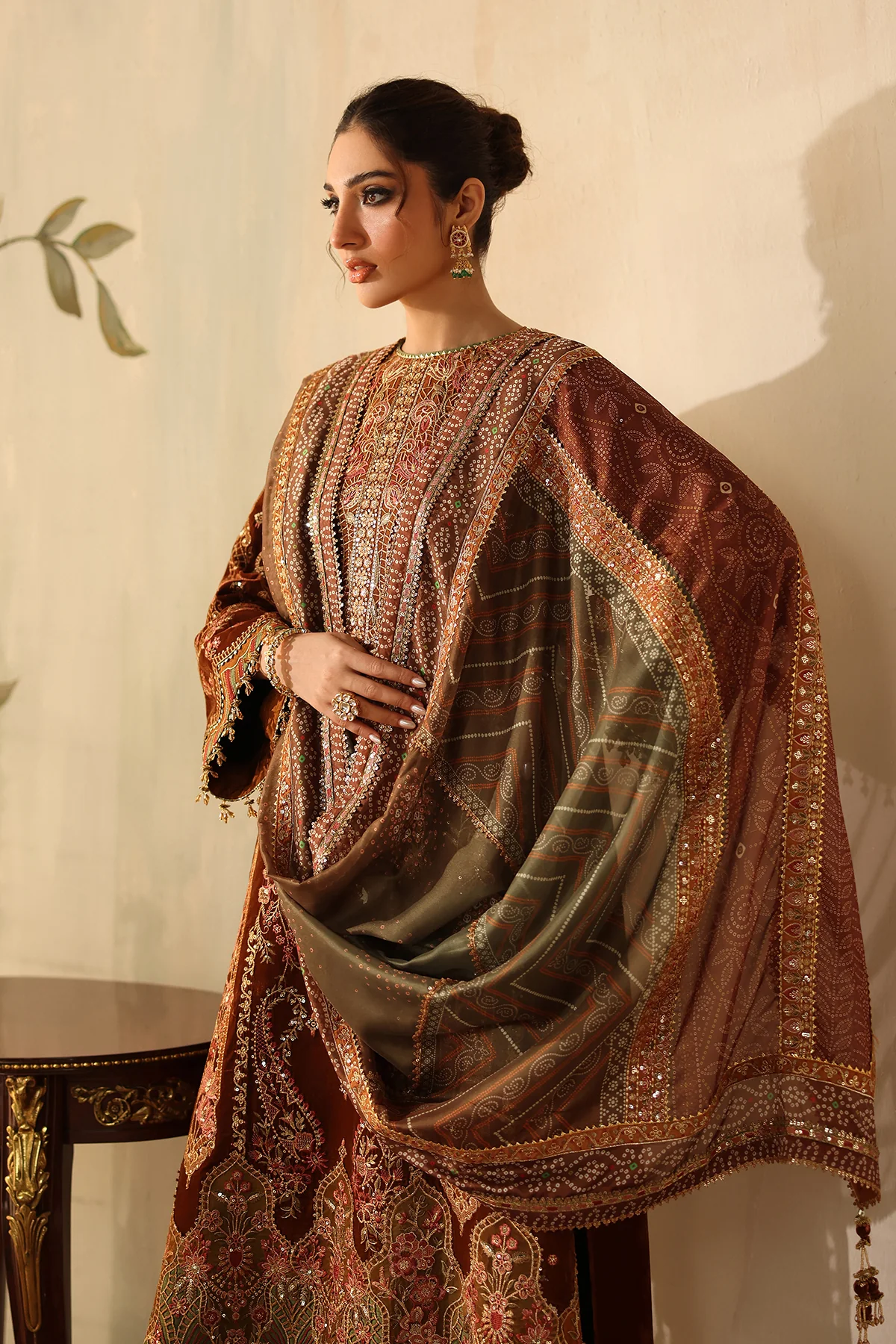 EMBROIDERED VELVET UF-4317 - Image 4