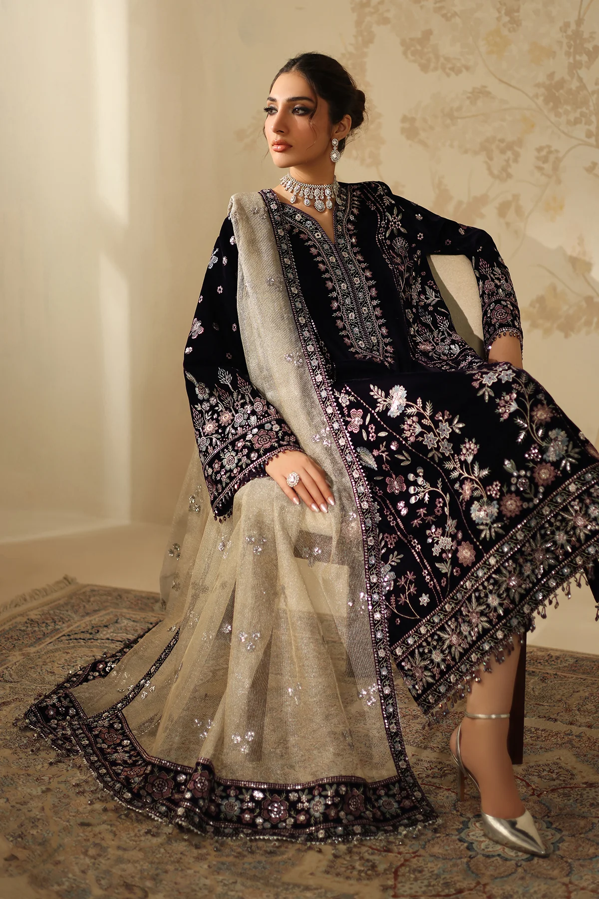 EMBROIDERED VELVET UF-4321 - Image 4
